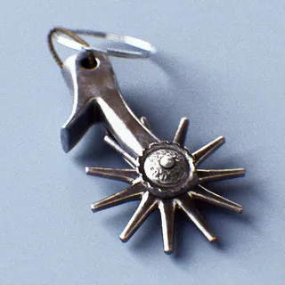 TRAIL SPURS