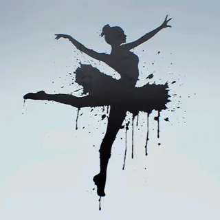 EN POINTE