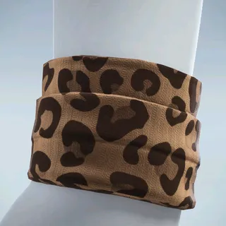 SPOT ON WRISTBAND